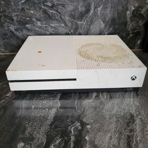Microsoft Xbox One s white console